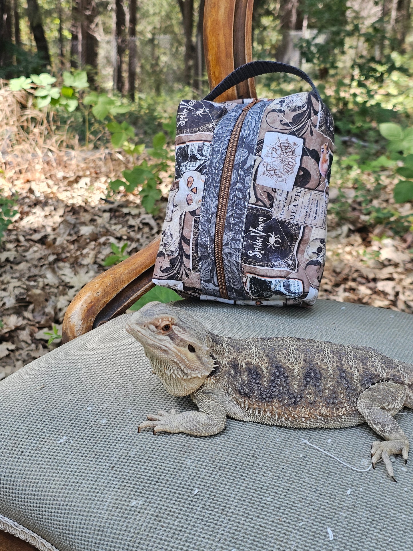 small boxy bag "Brown Apothecary"