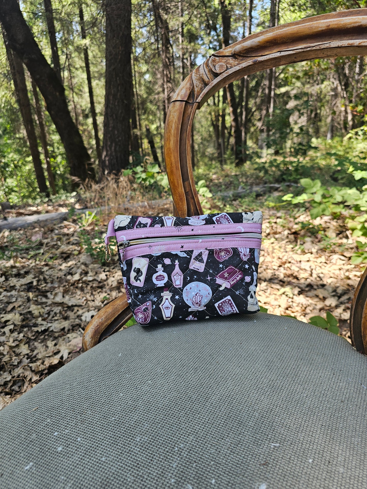 Make-up Bag "Potions and Crystals"