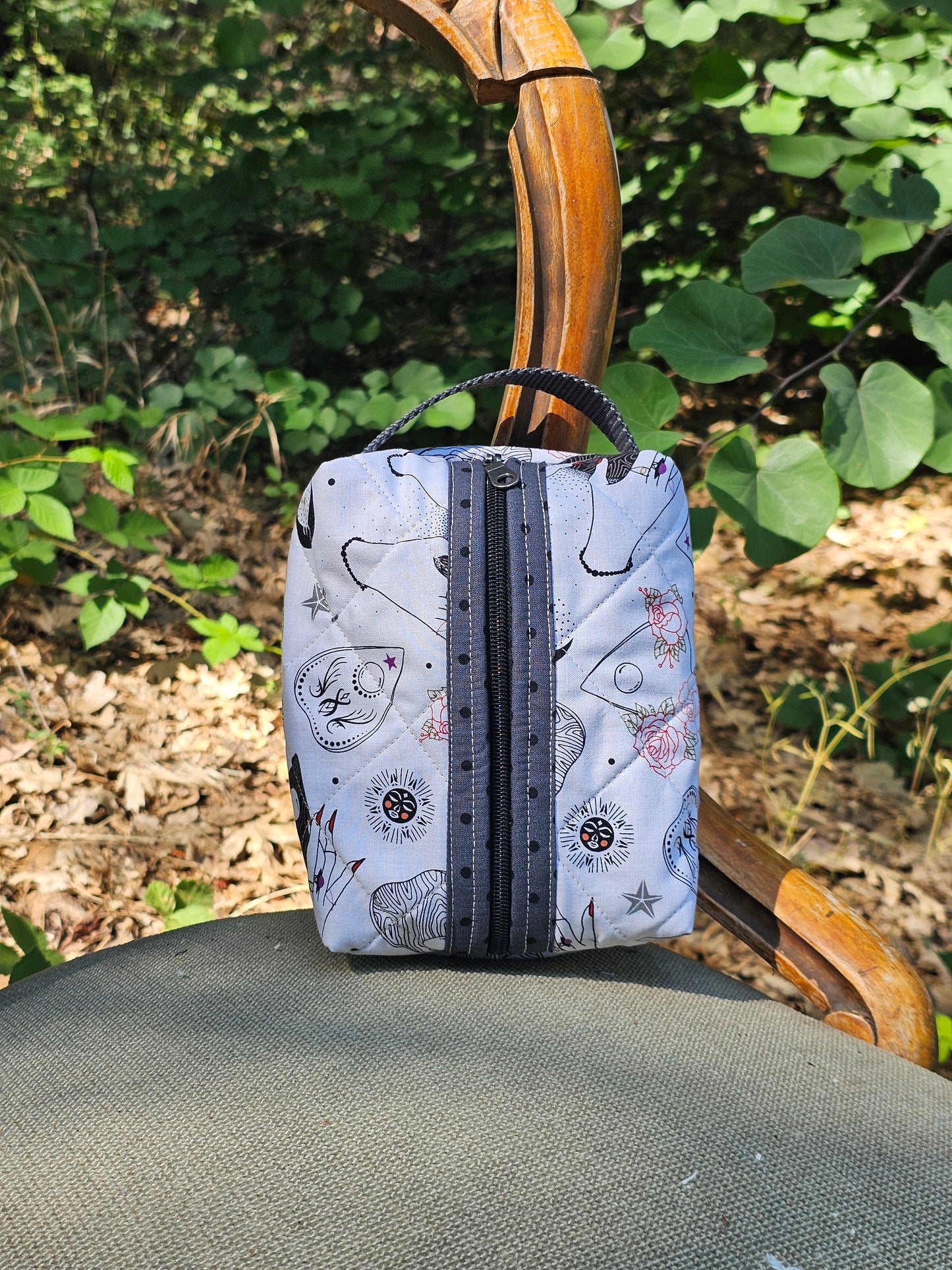 small boxy bag "fortune teller and roses"