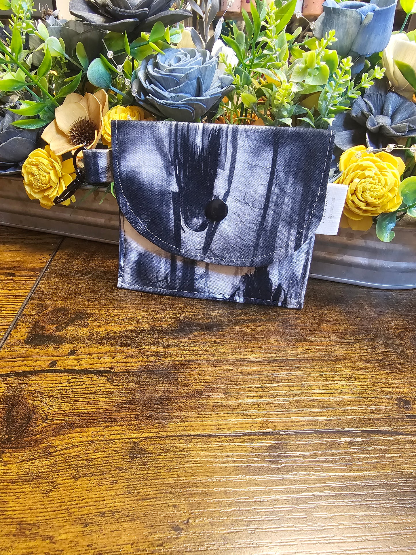 Flat keychain wallet "The Ring"