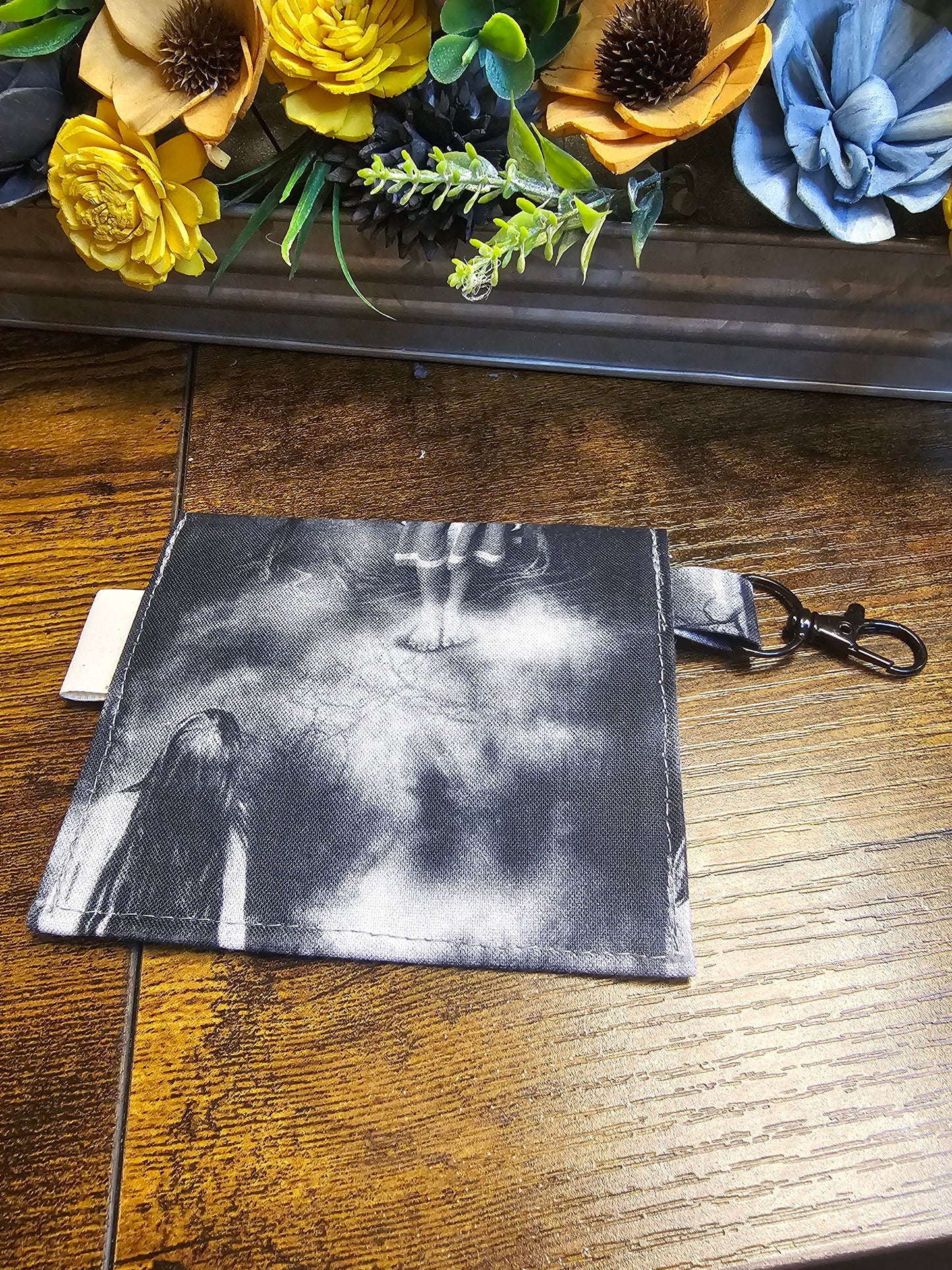 Flat keychain wallet "The Ring"