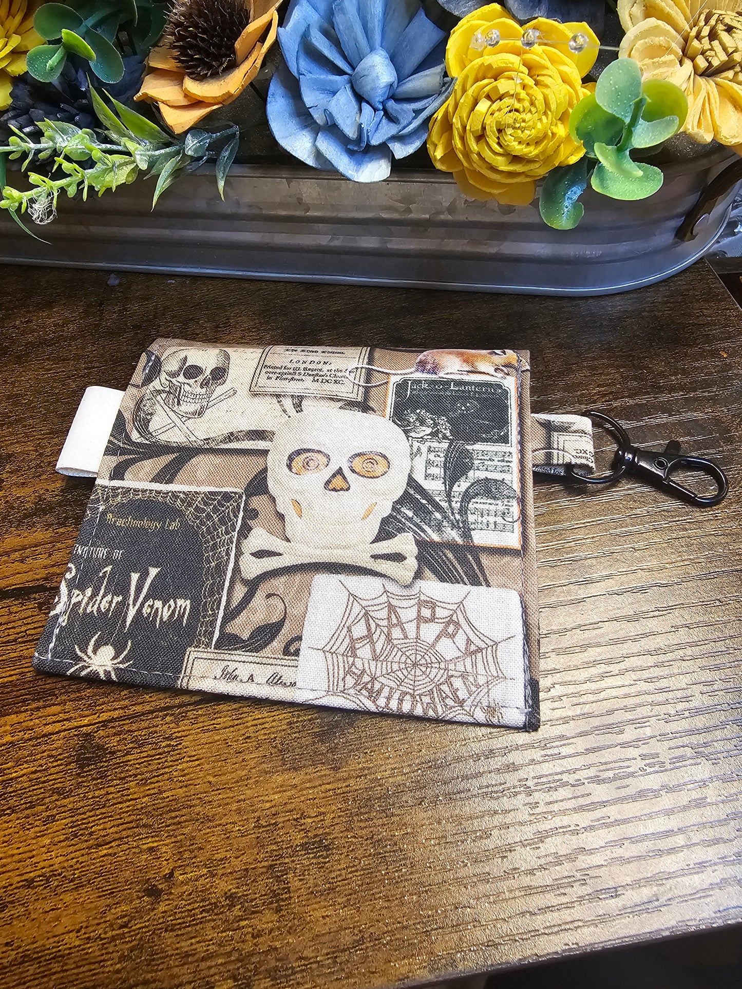 Flat keychain wallet "Brown Apothecary"