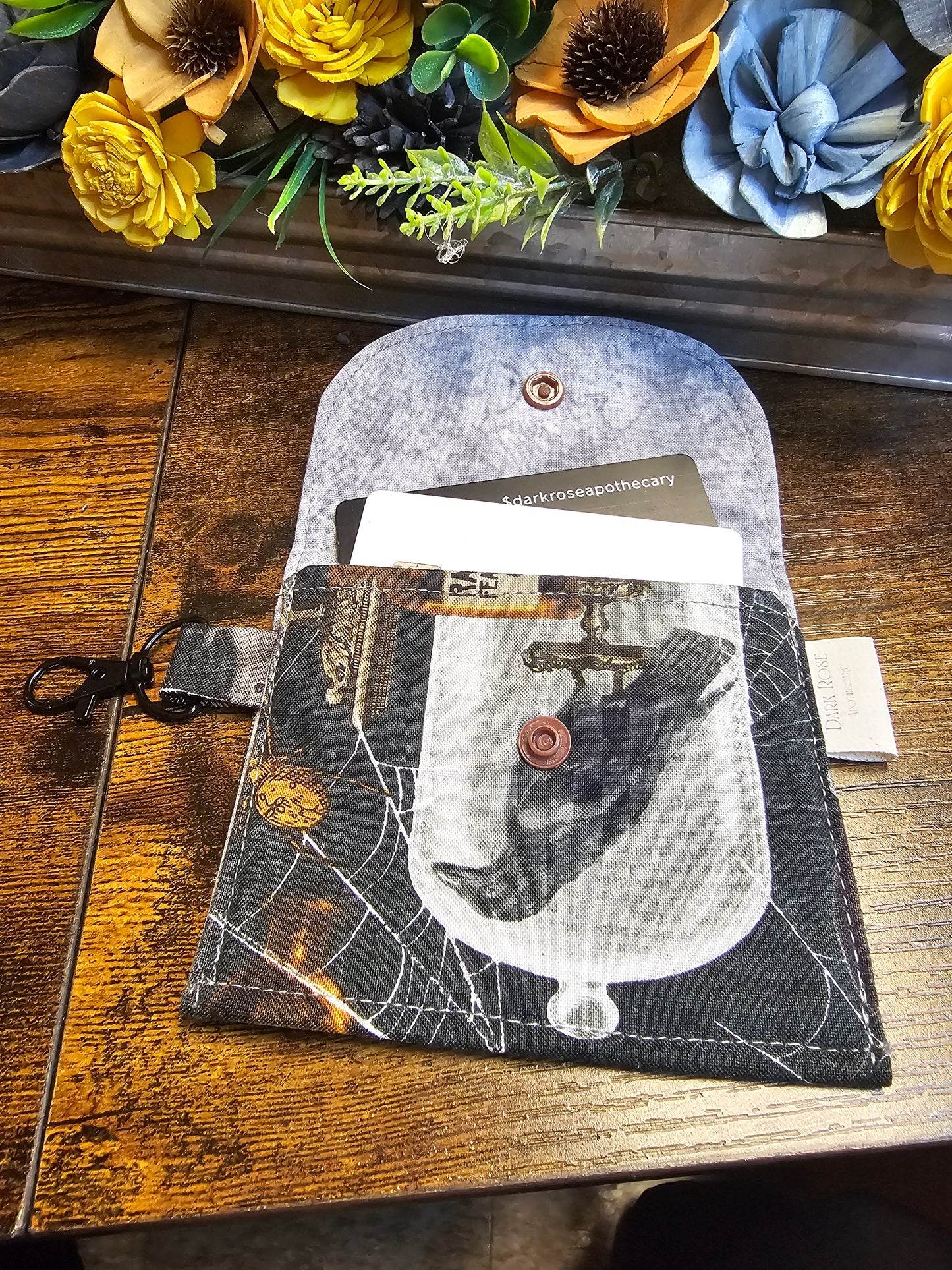 flat keychain wallet "Crows and more"