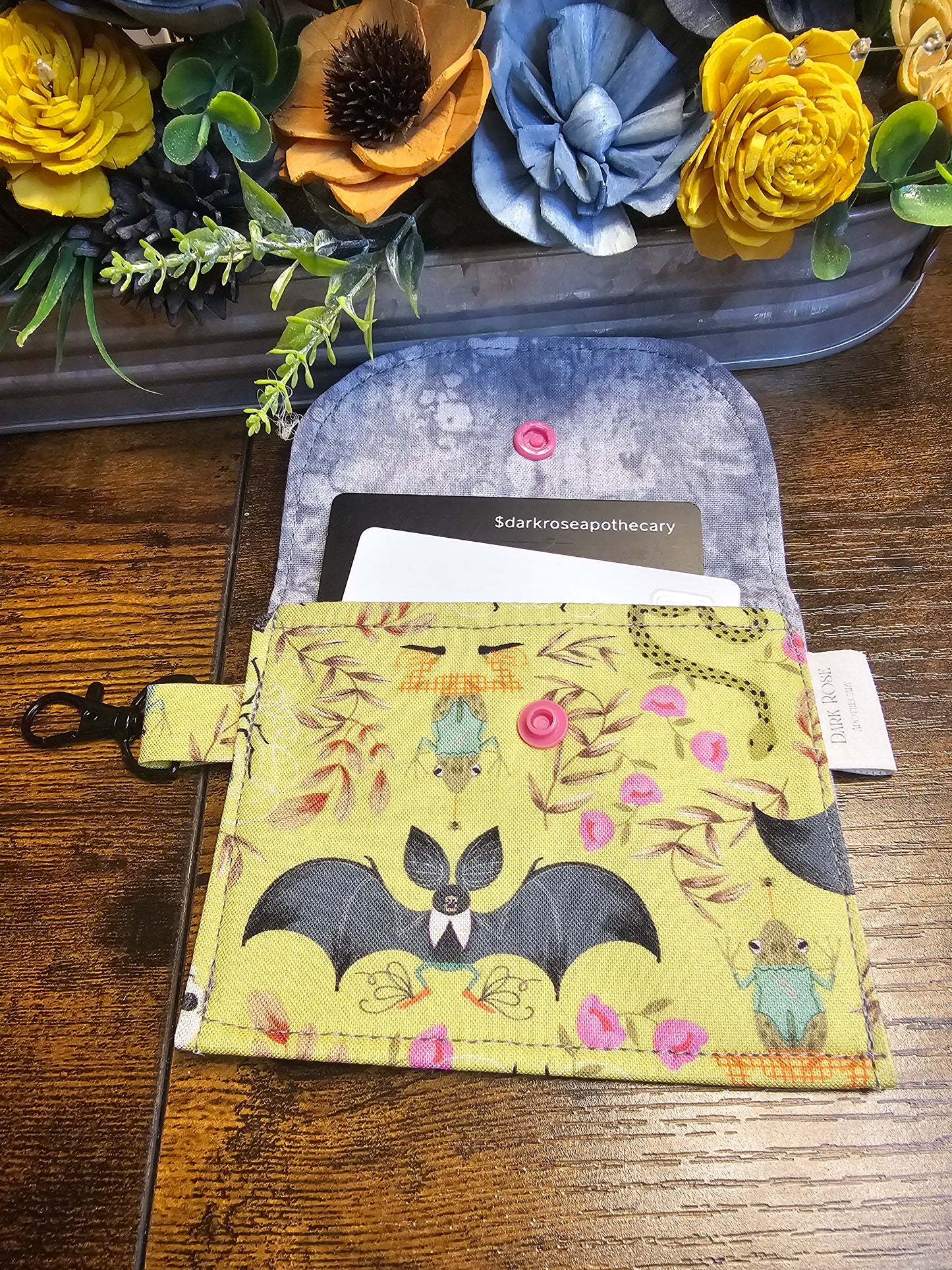 flat keychain wallet "Bats and Frogs"