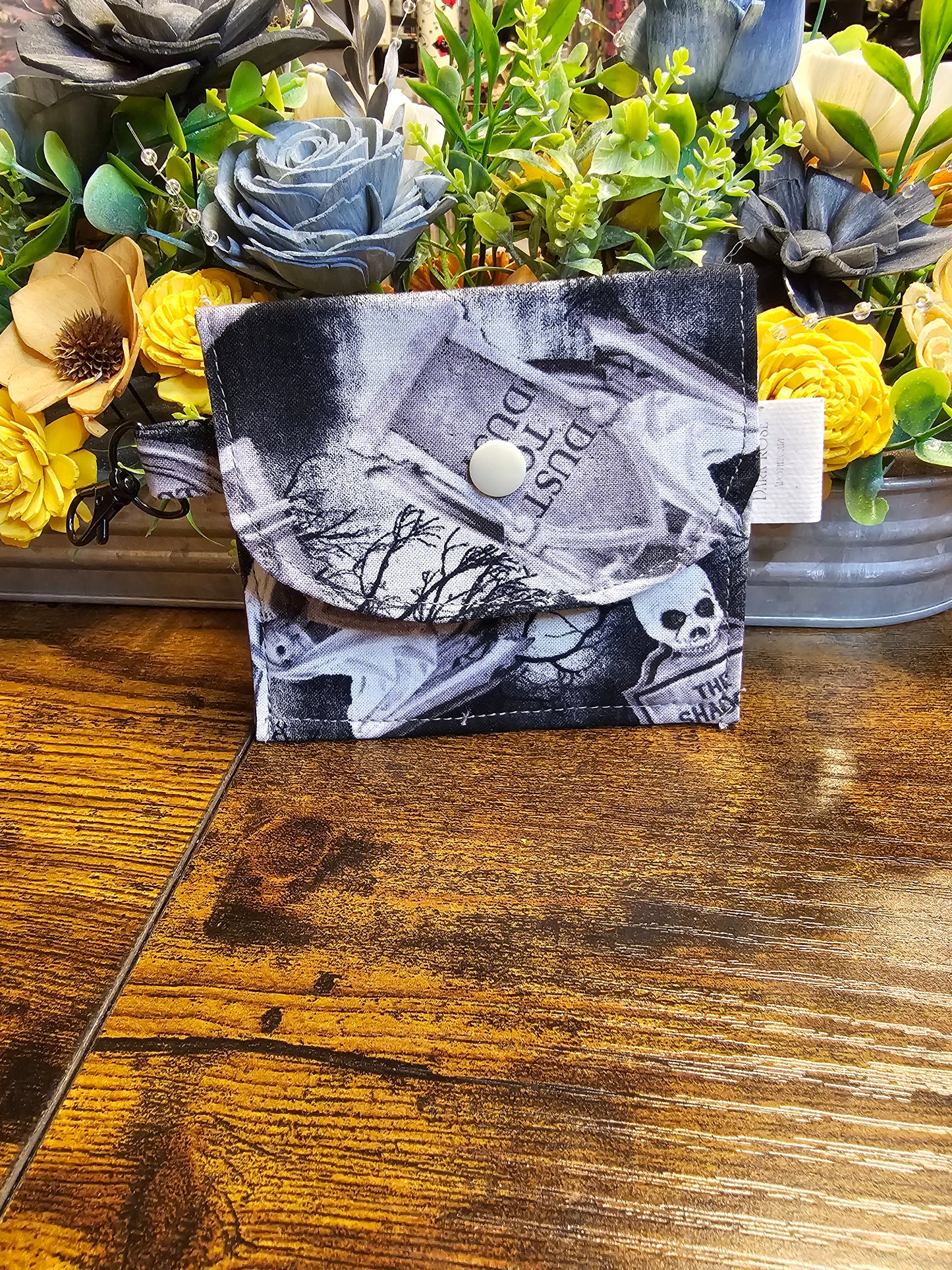 flat keychain wallet "Till death"