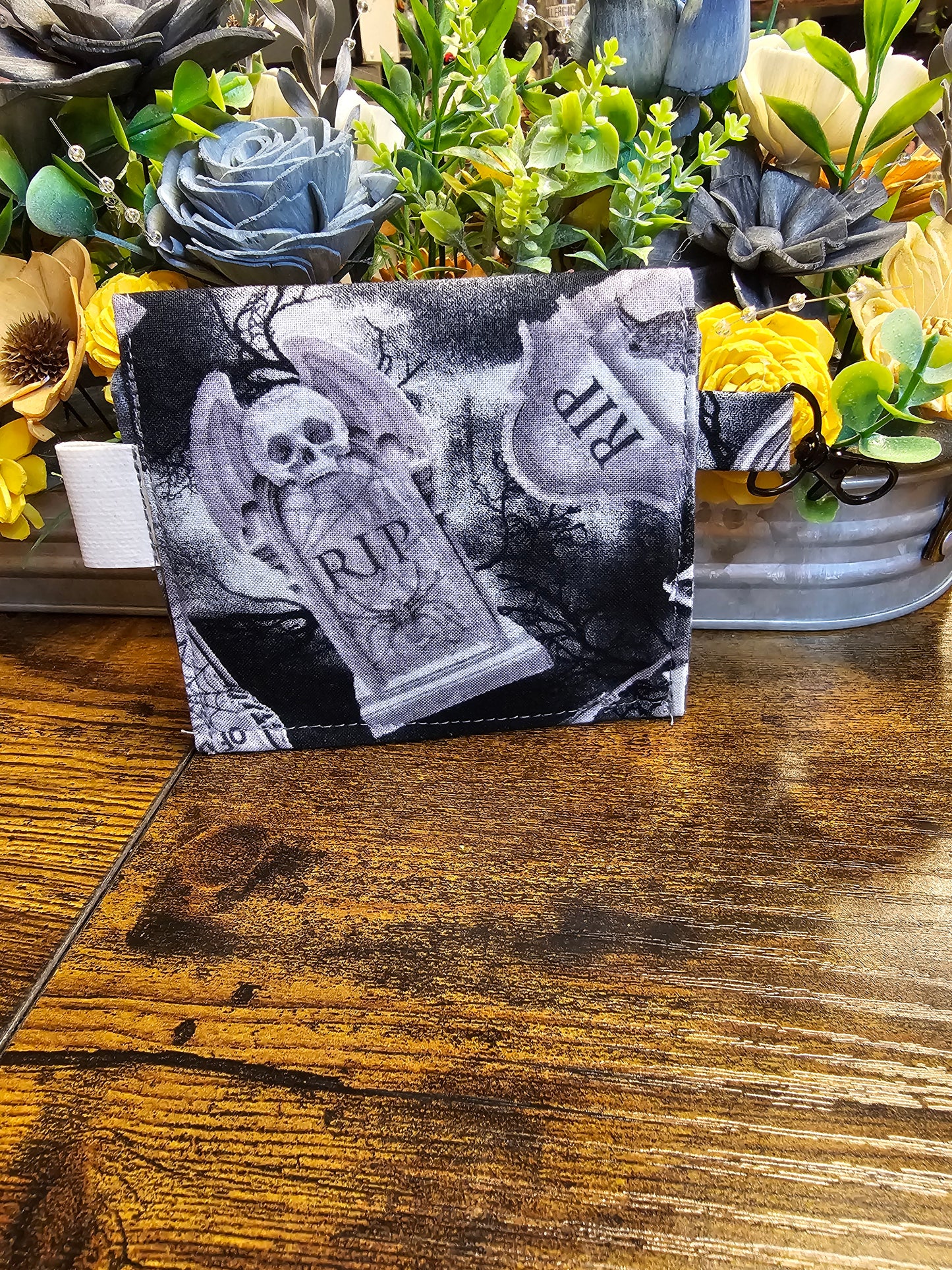 flat keychain wallet "Till death"