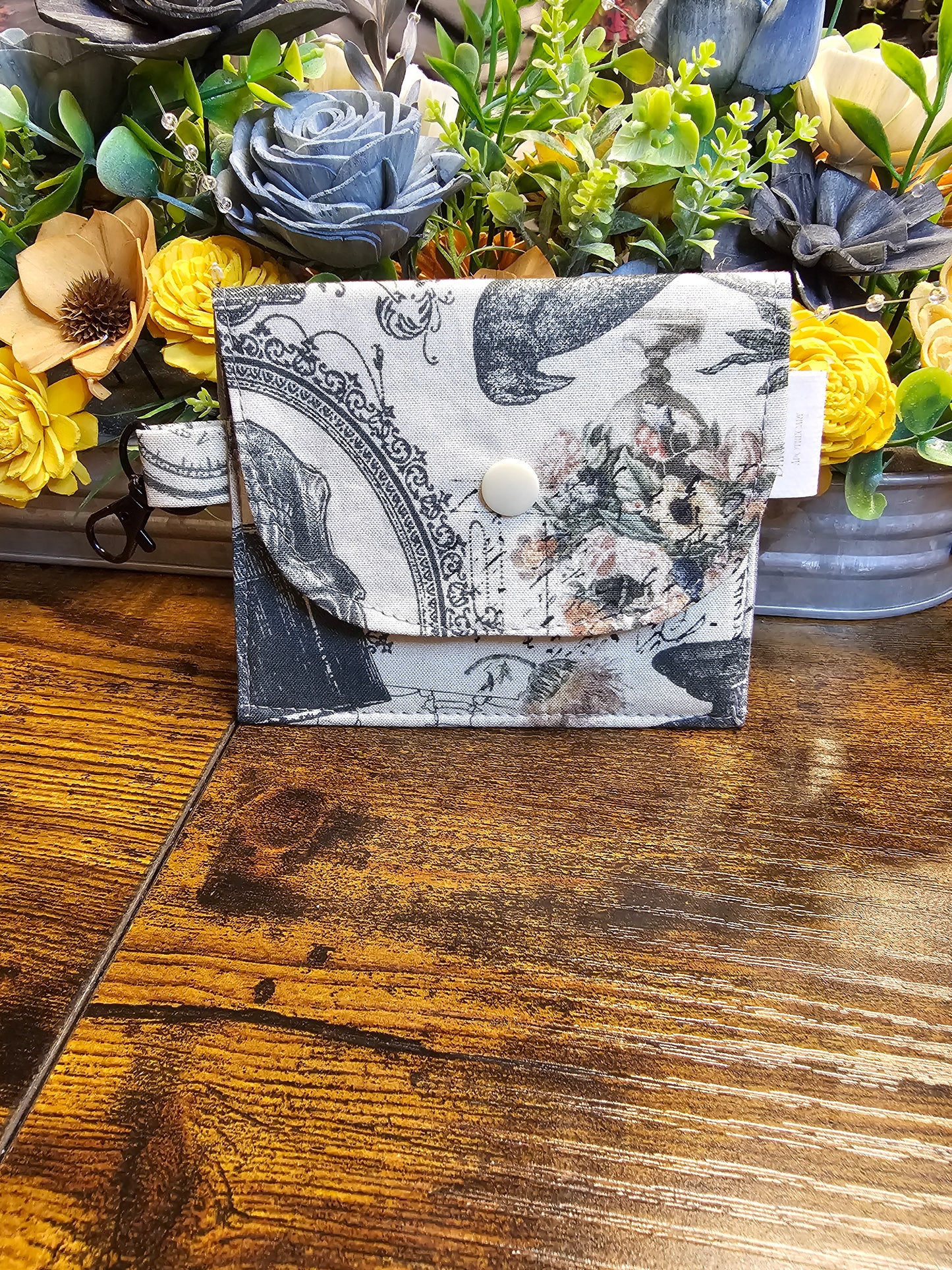 flat keychain wallet "Roses and bones"