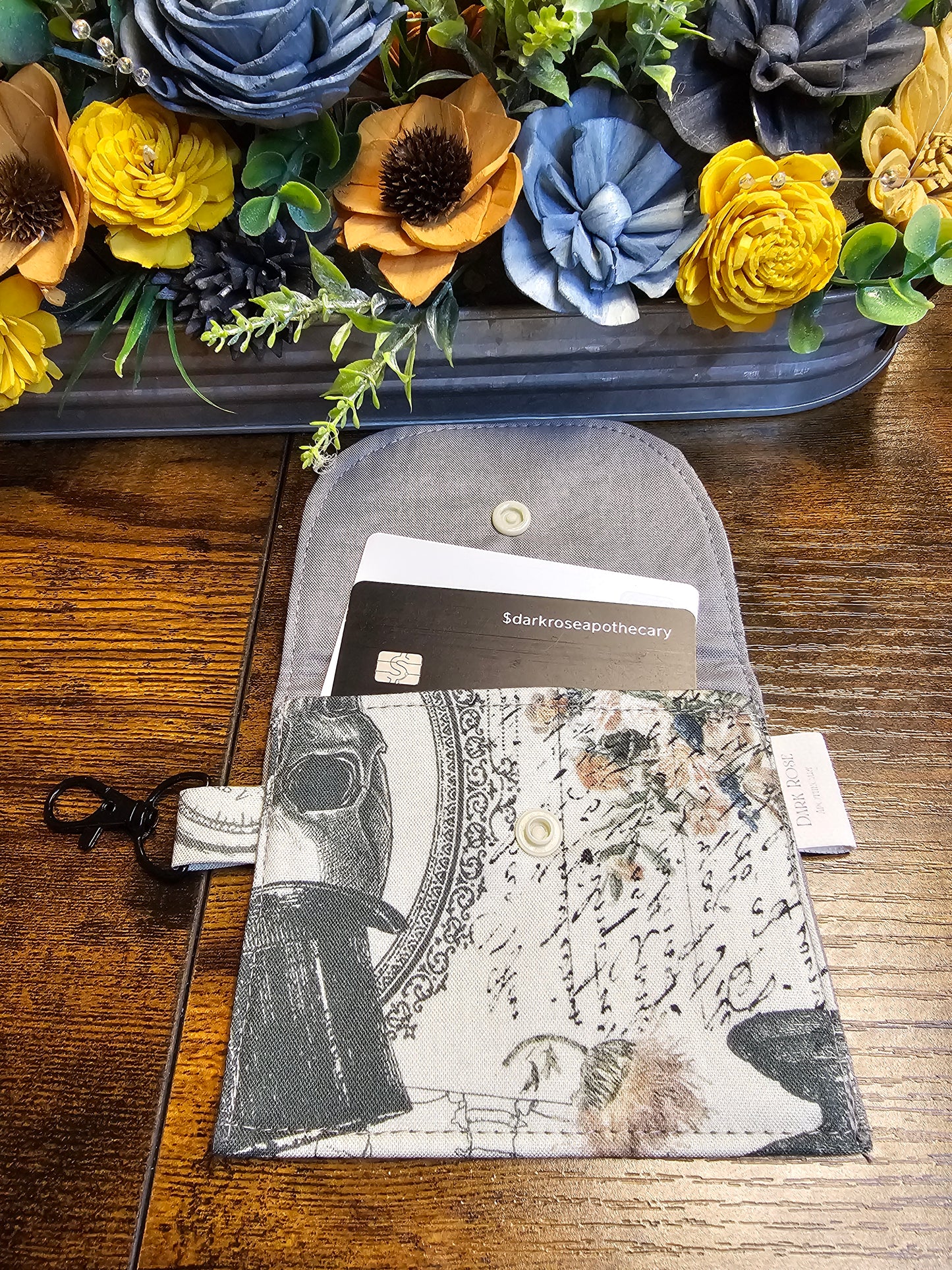 flat keychain wallet "Roses and bones"