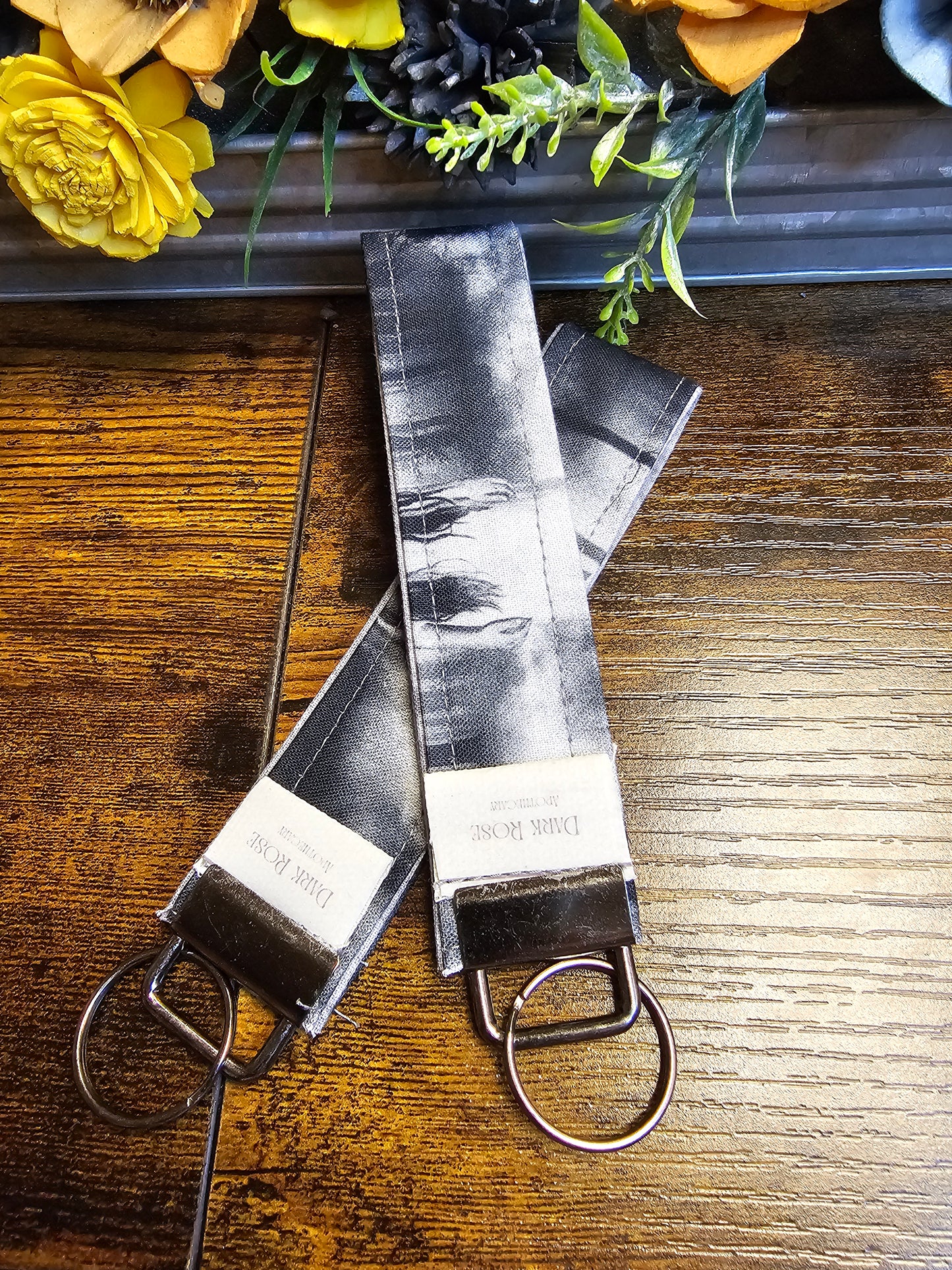 Wristlet keychain "The Ring"