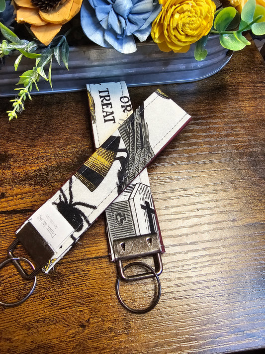 Wristlet keychain "All Hallows Eve"