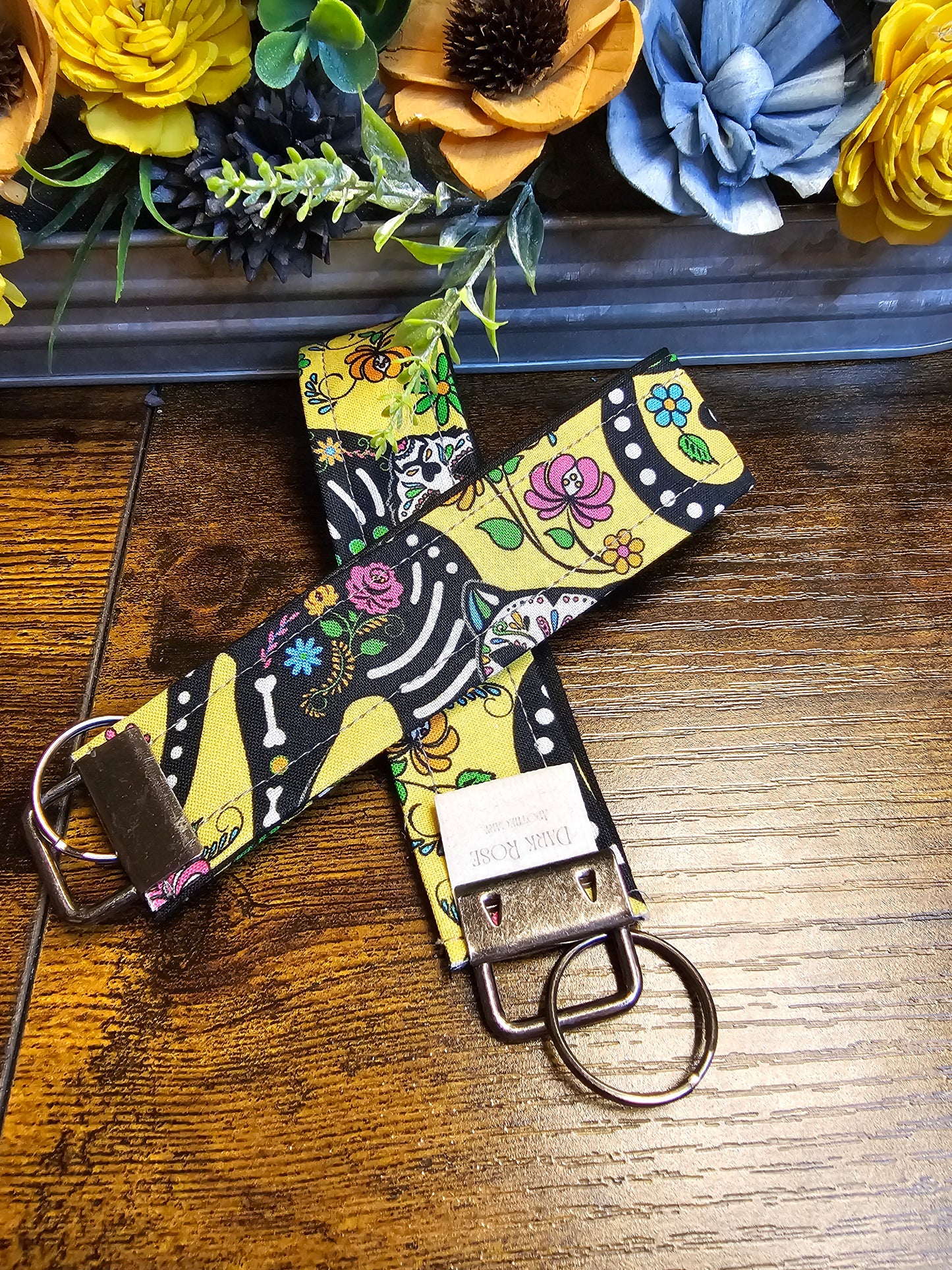 Wristlet keychains "Flowers and Cats"