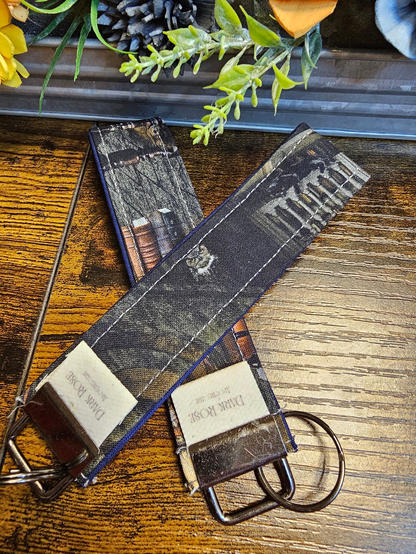 Wristlet keychain "Witchey Library"