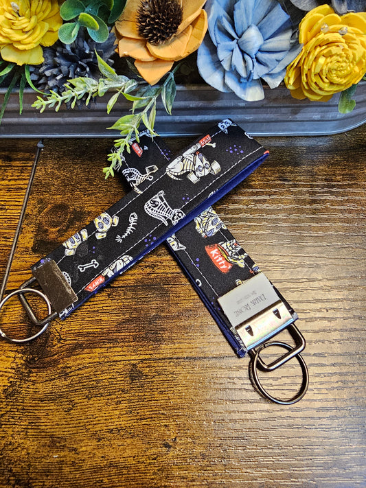 Wristlet keychain "Puppies & Kitties"