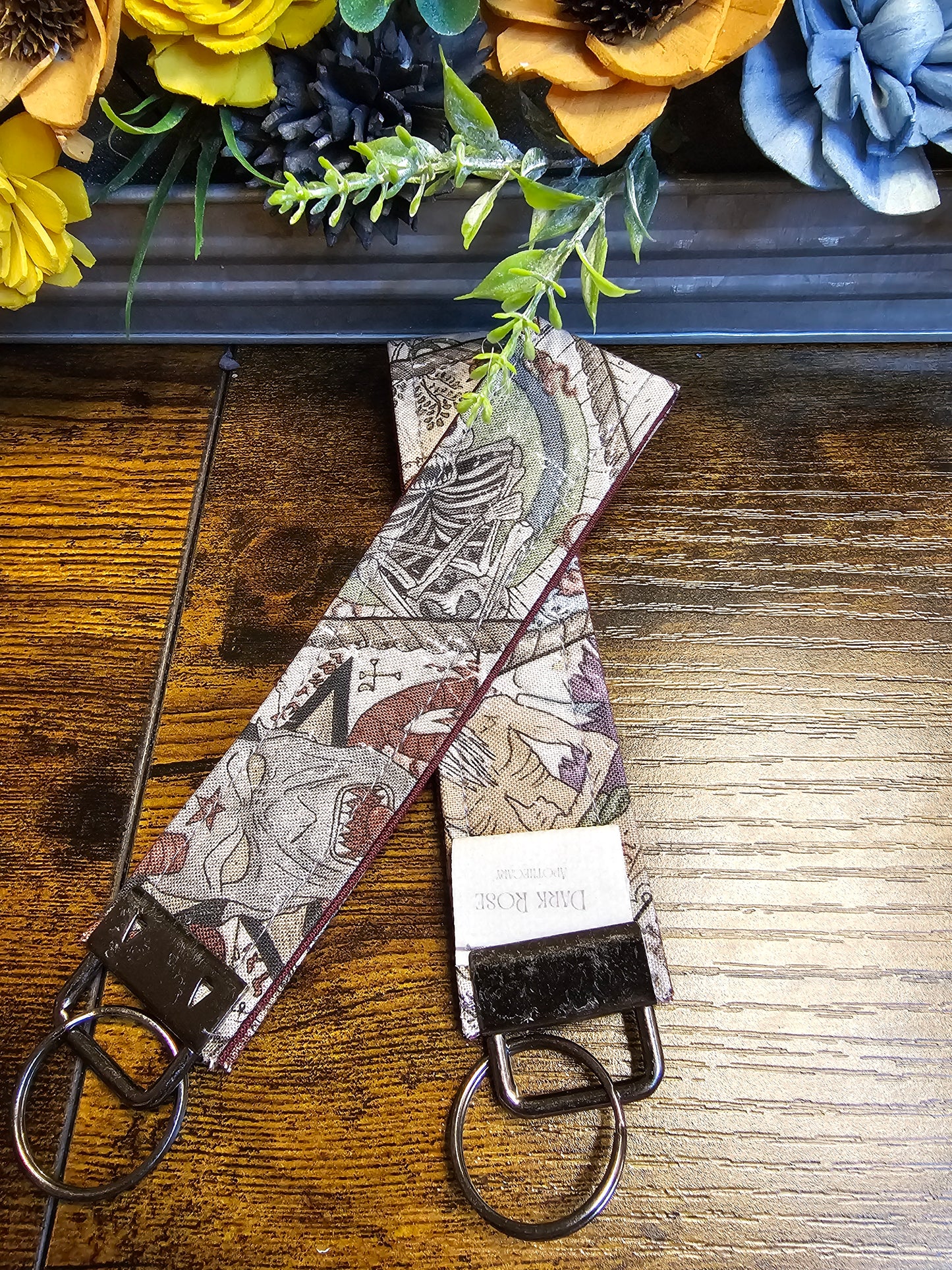 Wristlet keychain "The Fool"