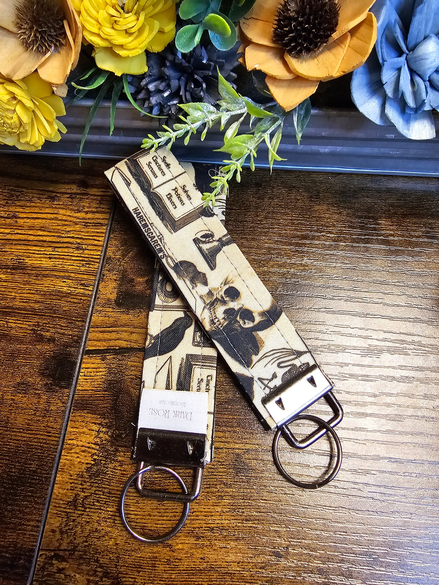 Wristlet keychain "unkown"