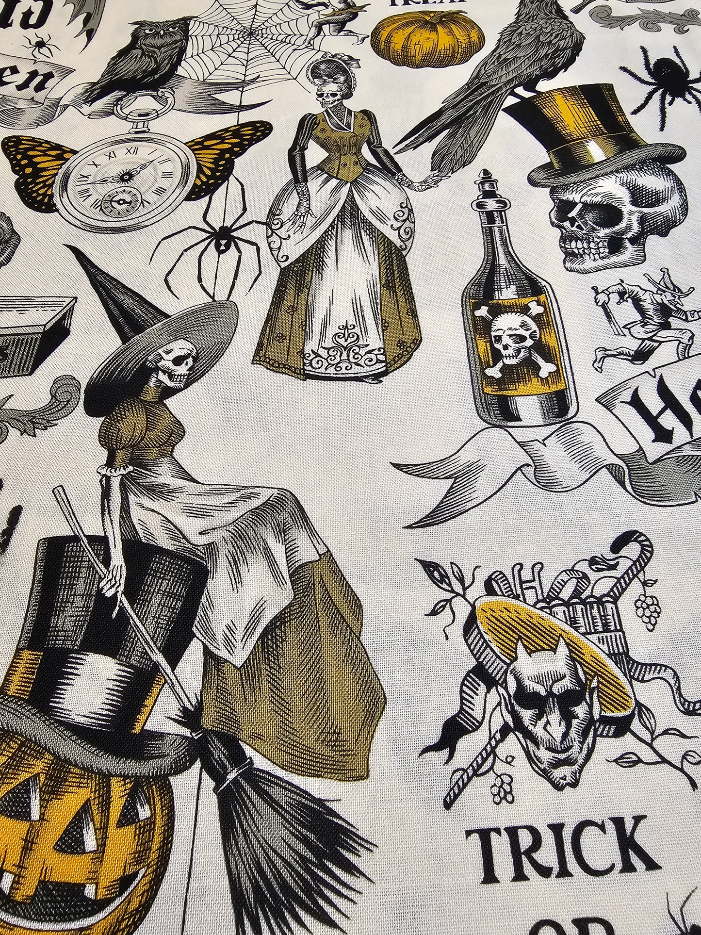 Flat keychain wallet "All Hallows Eve"