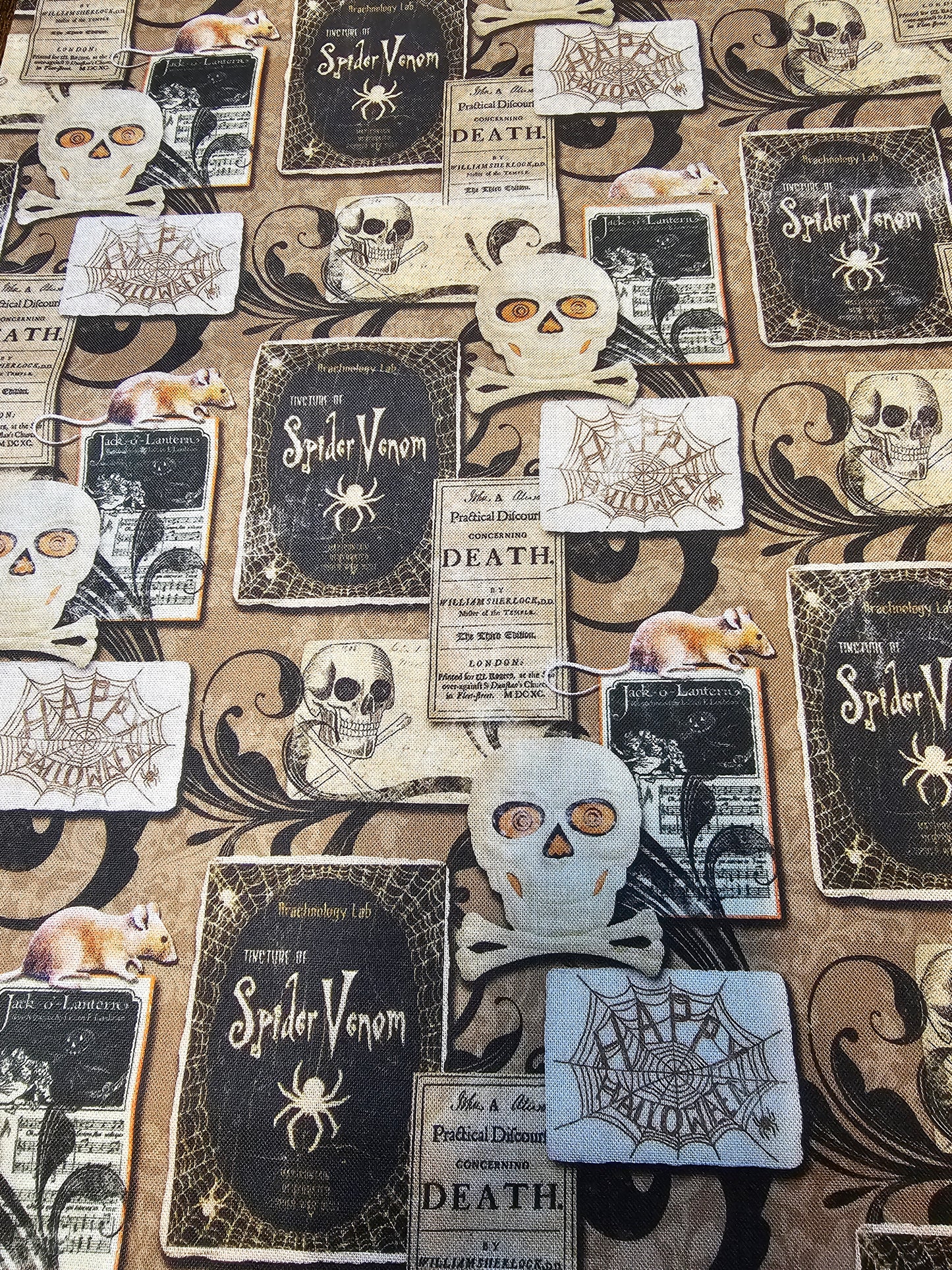 Flat keychain wallet "Brown Apothecary"